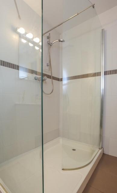 Queens Large 2 Bdr & 1 Bdr Apartments By Belfast City Breaks المظهر الخارجي الصورة